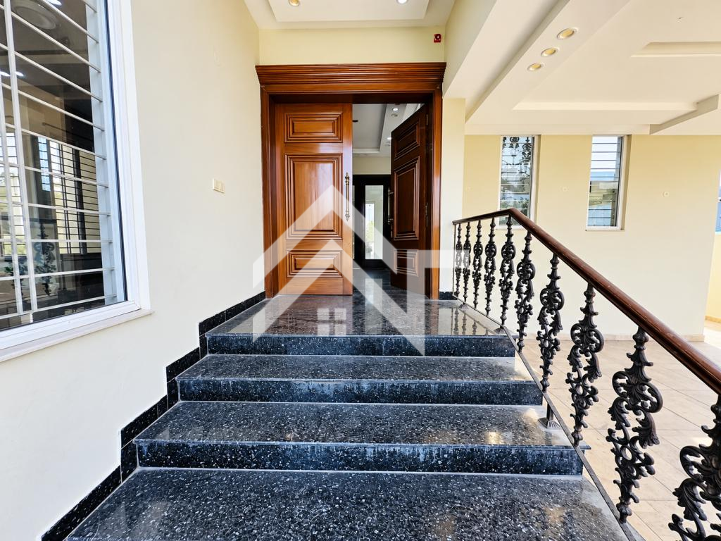 1 KANAL HOUSE WITH BASEMENT FOR RENT DHA PHASE 6
