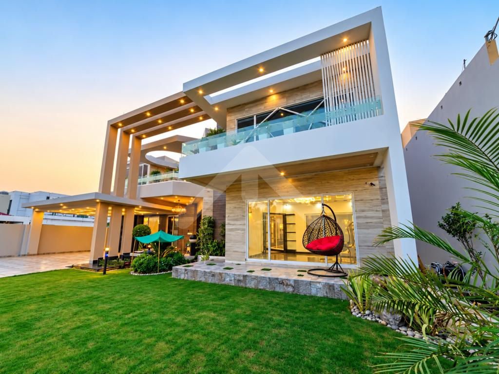 D H A Lahore 2 Kanal Brand New Mazher Munir Design House Fully Furnished With 100% Original Pics Available For Rent